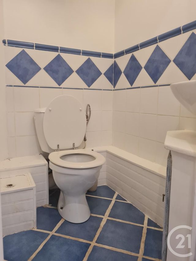 Appartement T1 à louer - 1 pièce - 31.37 m2 - MARIGNANE - 13 - PROVENCE-ALPES-COTE-D-AZUR - Century 21 Contact Immobilier