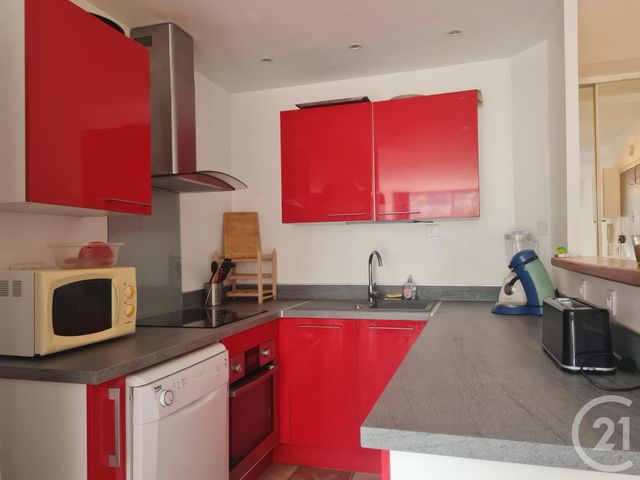 Appartement T1 à louer - 1 pièce - 31.37 m2 - MARIGNANE - 13 - PROVENCE-ALPES-COTE-D-AZUR - Century 21 Contact Immobilier