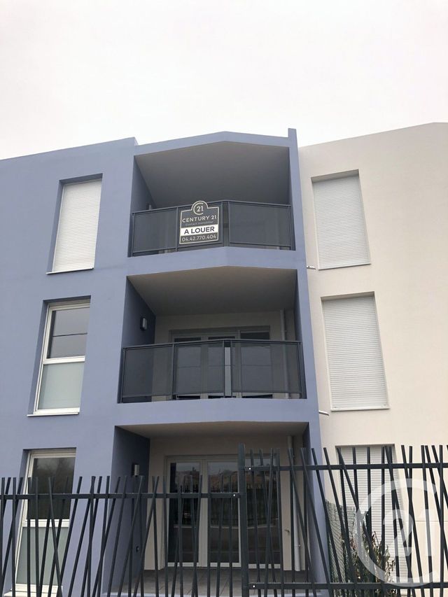 Appartement T2 à louer - 2 pièces - 46.91 m2 - MARIGNANE - 13 - PROVENCE-ALPES-COTE-D-AZUR - Century 21 Contact Immobilier