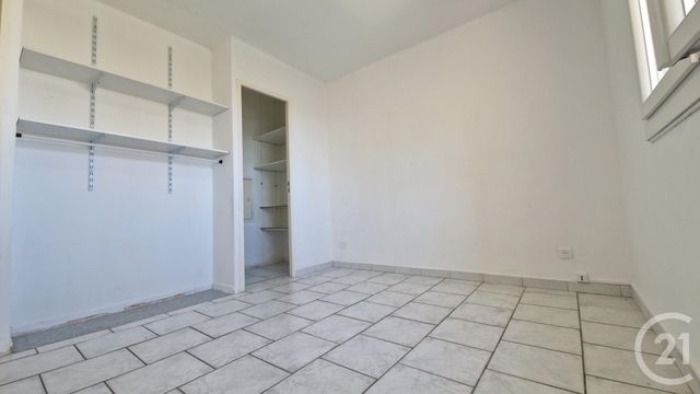 Appartement F2 à vendre - 2 pièces - 53.0 m2 - 13 - PROVENCE-ALPES-COTE-D-AZUR - Century 21 Contact Immobilier