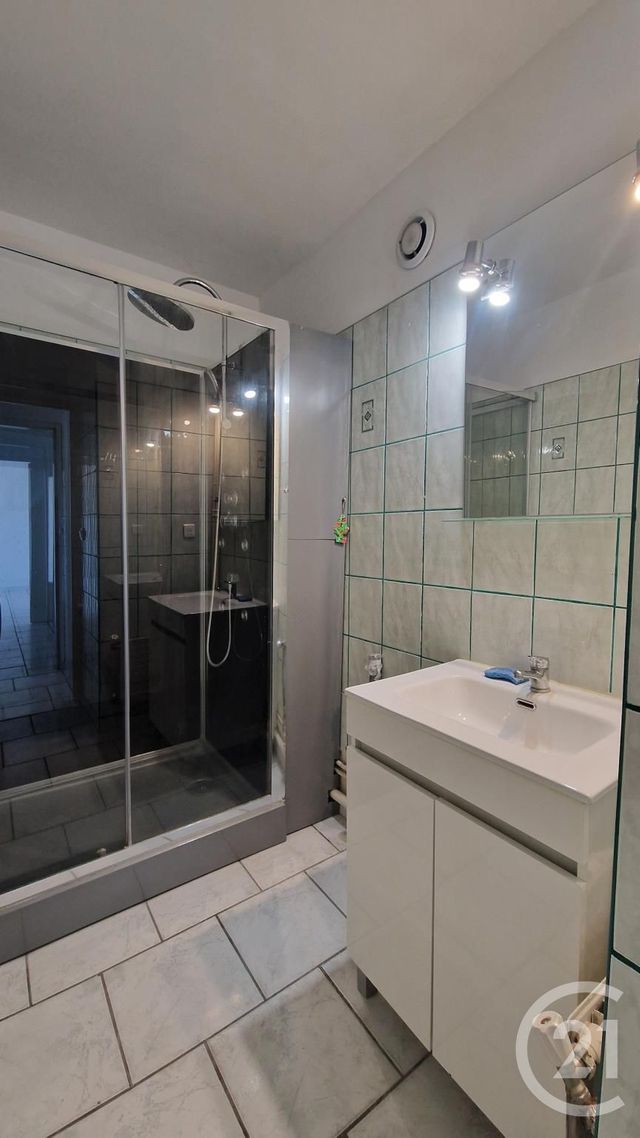 Appartement F2 à vendre - 2 pièces - 53.0 m2 - 13 - PROVENCE-ALPES-COTE-D-AZUR - Century 21 Contact Immobilier