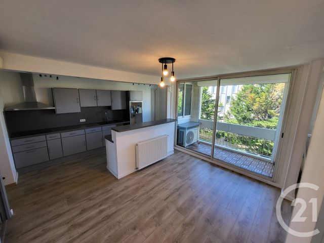 Appartement F3 à louer - 3 pièces - 68.75 m2 - MARIGNANE - 13 - PROVENCE-ALPES-COTE-D-AZUR - Century 21 Contact Immobilier