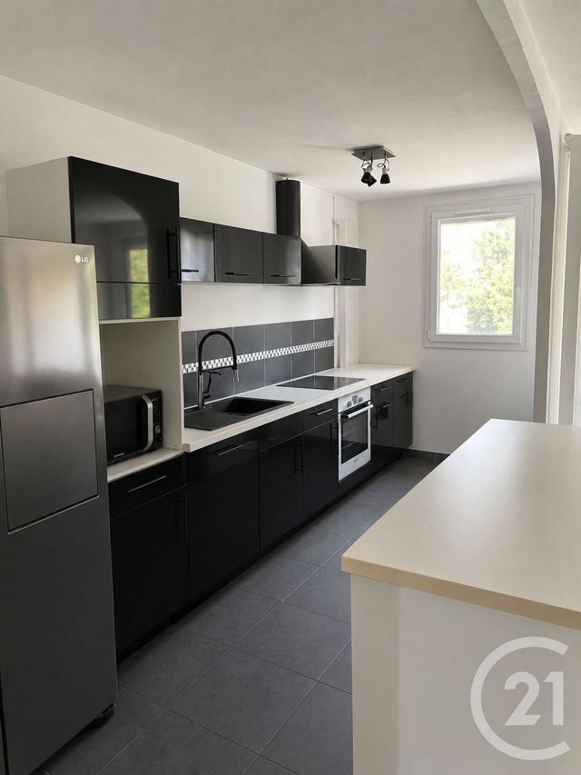 Appartement F3 à vendre - 3 pièces - 68.8 m2 - MARIGNANE - 13 - PROVENCE-ALPES-COTE-D-AZUR - Century 21 Contact Immobilier