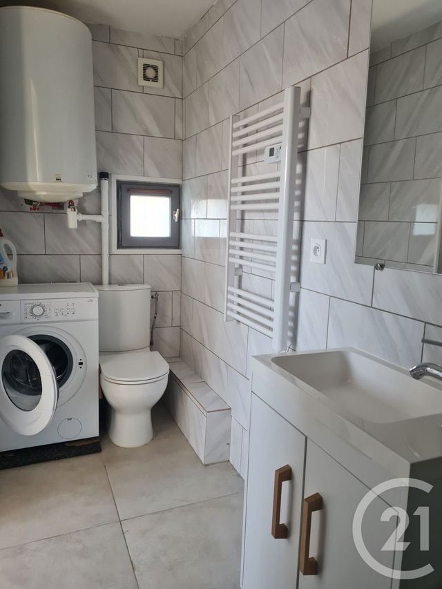 Appartement Studio à louer - 1 pièce - 23.93 m2 - ROGNAC - 13 - PROVENCE-ALPES-COTE-D-AZUR - Century 21 Contact Immobilier