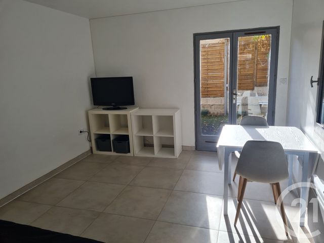 Appartement Studio à louer - 1 pièce - 23.93 m2 - ROGNAC - 13 - PROVENCE-ALPES-COTE-D-AZUR - Century 21 Contact Immobilier