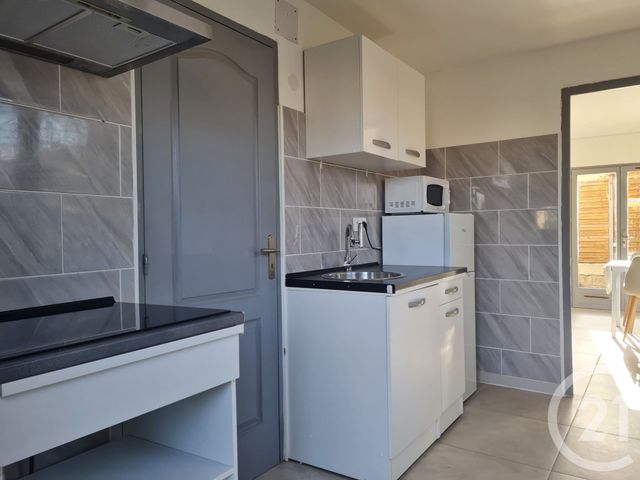 Appartement Studio à louer - 1 pièce - 23.93 m2 - ROGNAC - 13 - PROVENCE-ALPES-COTE-D-AZUR - Century 21 Contact Immobilier