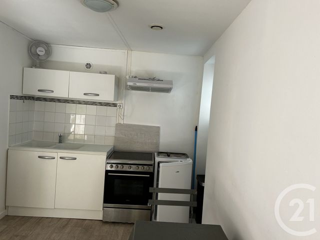 Appartement Studio à louer GIGNAC LA NERTHE