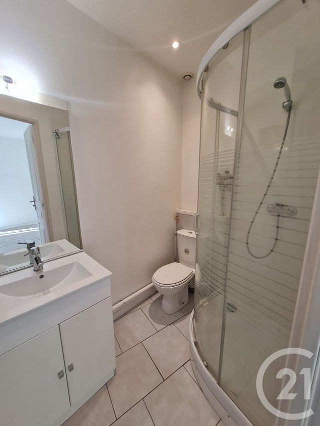 Appartement T2 à louer - 2 pièces - 31.18 m2 - SALON DE PROVENCE - 13 - PROVENCE-ALPES-COTE-D-AZUR - Century 21 Contact Immobilier
