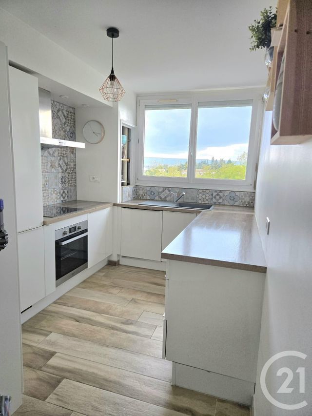 Appartement F4 à vendre - 4 pièces - 71.64 m2 - MARIGNANE - 13 - PROVENCE-ALPES-COTE-D-AZUR - Century 21 Contact Immobilier