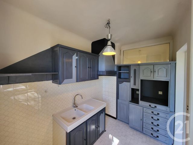 Appartement F2 à louer - 2 pièces - 48.78 m2 - MARIGNANE - 13 - PROVENCE-ALPES-COTE-D-AZUR - Century 21 Contact Immobilier