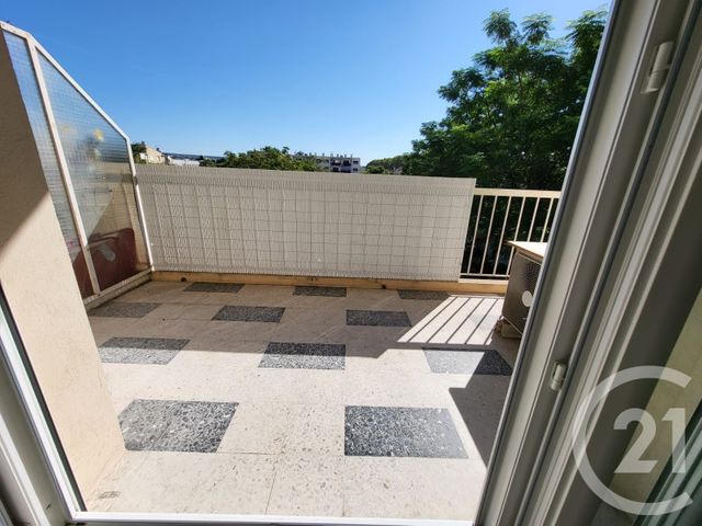 Appartement F2 à louer - 2 pièces - 48.78 m2 - MARIGNANE - 13 - PROVENCE-ALPES-COTE-D-AZUR - Century 21 Contact Immobilier