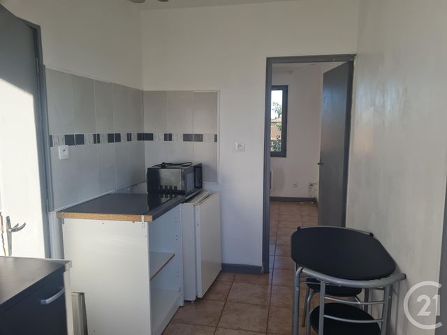 Appartement Studio à louer - 1 pièce - 19.8 m2 - ROGNAC - 13 - PROVENCE-ALPES-COTE-D-AZUR - Century 21 Contact Immobilier