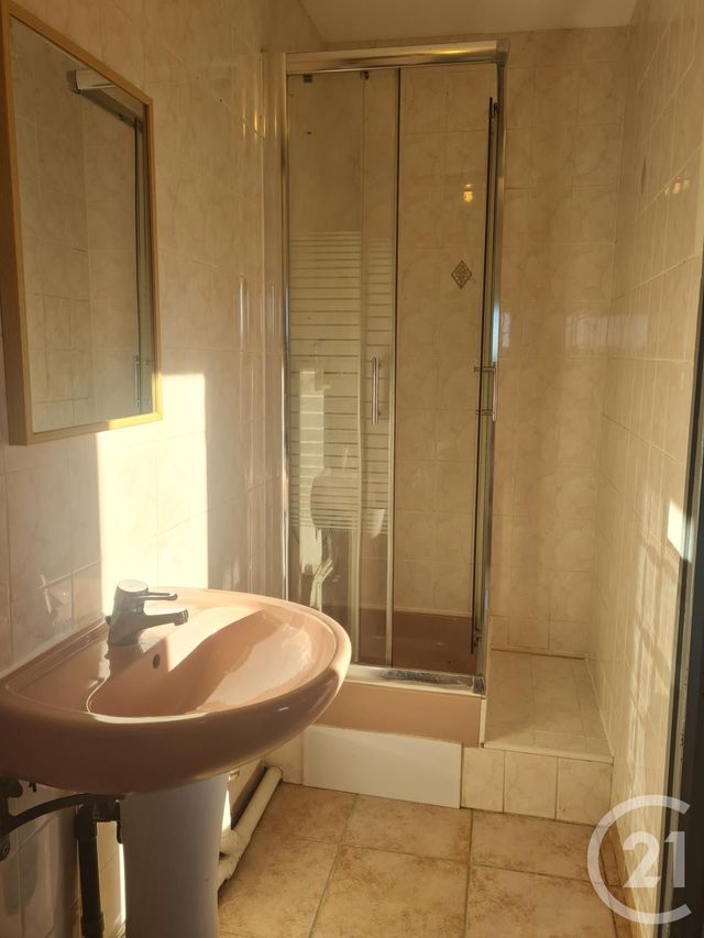 Appartement Studio à louer - 1 pièce - 19.8 m2 - ROGNAC - 13 - PROVENCE-ALPES-COTE-D-AZUR - Century 21 Contact Immobilier