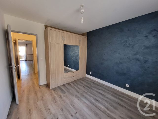 Appartement F3 à louer - 3 pièces - 66.26 m2 - SALON DE PROVENCE - 13 - PROVENCE-ALPES-COTE-D-AZUR - Century 21 Contact Immobilier