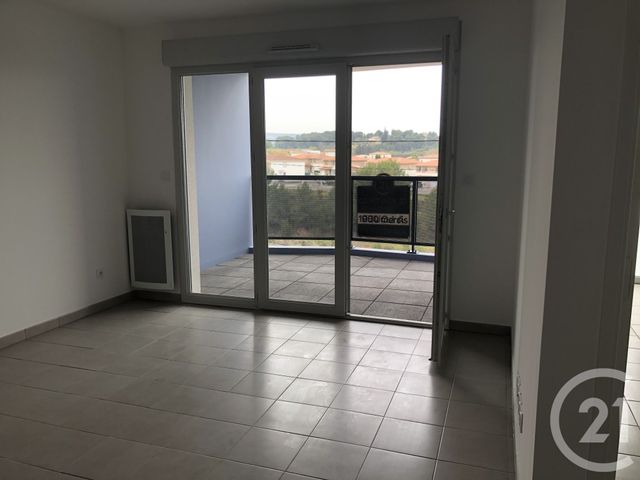 Appartement T2 à louer - 2 pièces - 46.91 m2 - MARIGNANE - 13 - PROVENCE-ALPES-COTE-D-AZUR - Century 21 Contact Immobilier