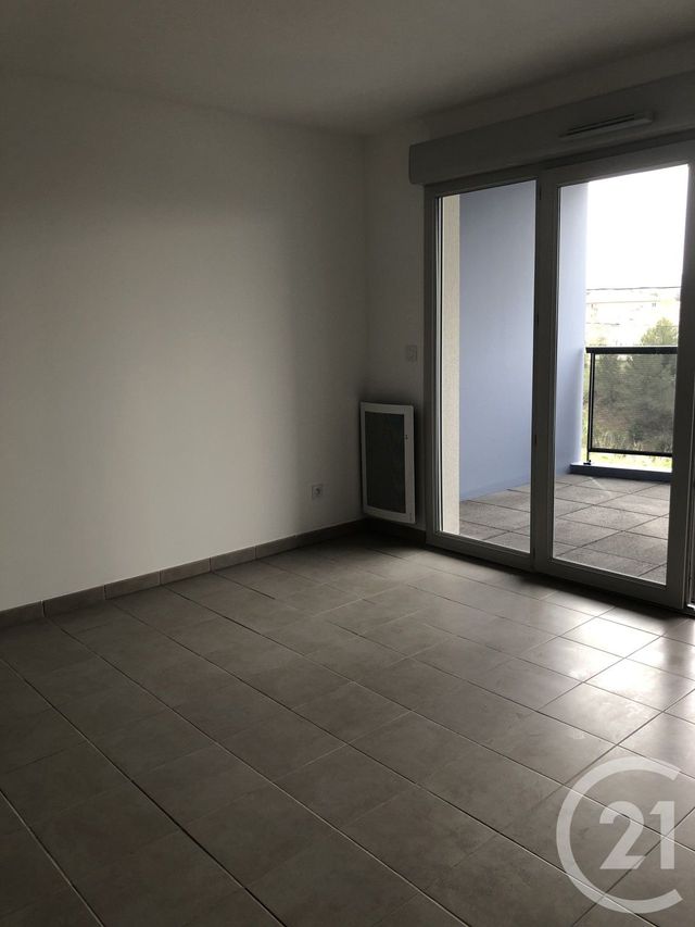 Appartement T2 à louer - 2 pièces - 46.91 m2 - MARIGNANE - 13 - PROVENCE-ALPES-COTE-D-AZUR - Century 21 Contact Immobilier