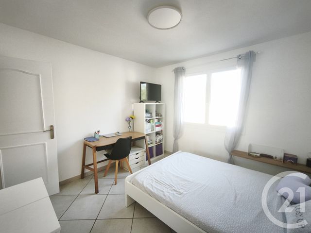 Appartement F4 à vendre - 4 pièces - 92.92 m2 - MARIGNANE - 13 - PROVENCE-ALPES-COTE-D-AZUR - Century 21 Contact Immobilier