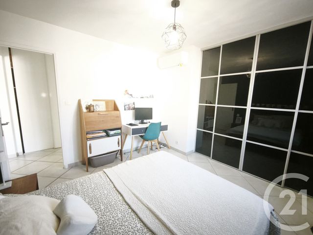 Appartement F4 à vendre - 4 pièces - 92.92 m2 - MARIGNANE - 13 - PROVENCE-ALPES-COTE-D-AZUR - Century 21 Contact Immobilier