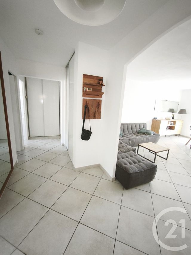 Appartement F4 à vendre - 4 pièces - 92.92 m2 - MARIGNANE - 13 - PROVENCE-ALPES-COTE-D-AZUR - Century 21 Contact Immobilier
