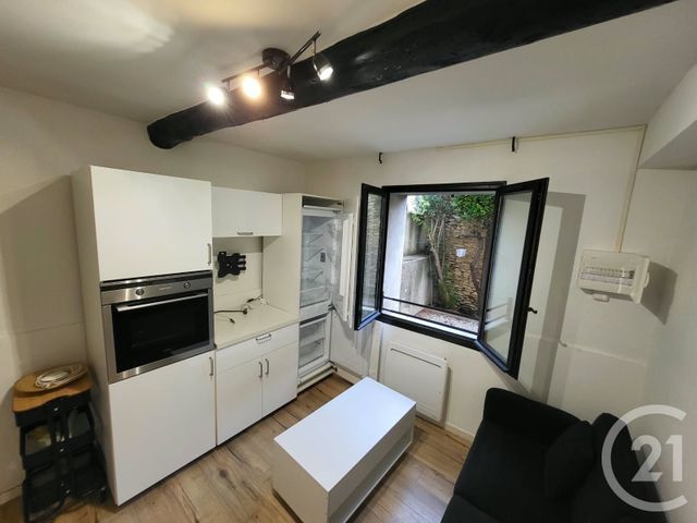 Appartement T2 à louer - 2 pièces - 22.6 m2 - LA FARE LES OLIVIERS - 13 - PROVENCE-ALPES-COTE-D-AZUR - Century 21 Contact Immobilier
