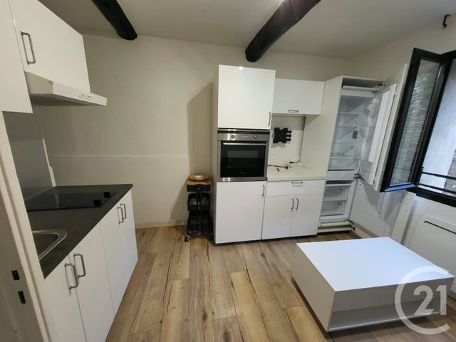 Appartement T2 à louer - 2 pièces - 22.6 m2 - LA FARE LES OLIVIERS - 13 - PROVENCE-ALPES-COTE-D-AZUR - Century 21 Contact Immobilier