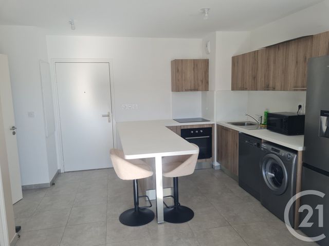 Appartement T2 à louer - 2 pièces - 39.7 m2 - MARIGNANE - 13 - PROVENCE-ALPES-COTE-D-AZUR - Century 21 Contact Immobilier