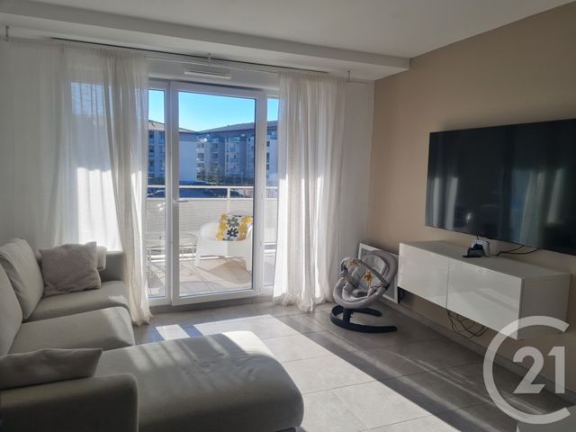 Appartement T2 à louer - 2 pièces - 39.7 m2 - MARIGNANE - 13 - PROVENCE-ALPES-COTE-D-AZUR - Century 21 Contact Immobilier