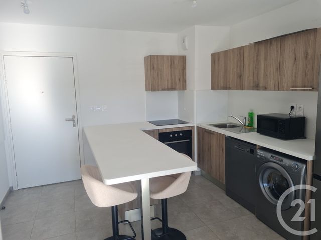 Appartement T2 à louer - 2 pièces - 39.7 m2 - MARIGNANE - 13 - PROVENCE-ALPES-COTE-D-AZUR - Century 21 Contact Immobilier