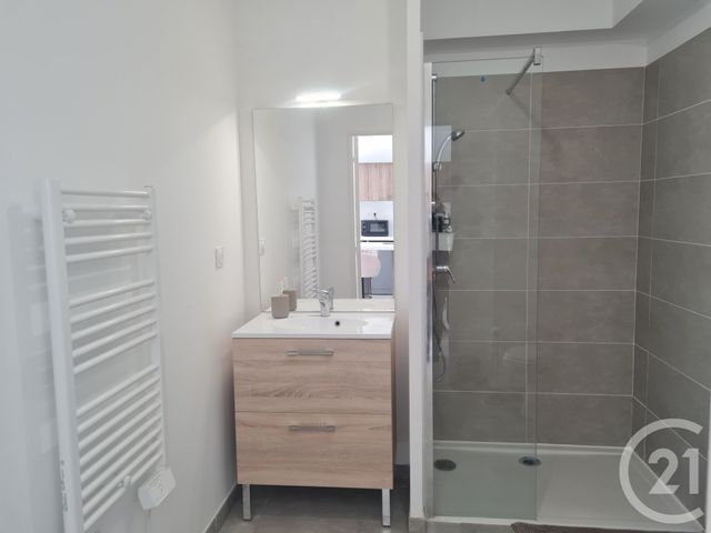 Appartement T2 à louer - 2 pièces - 39.7 m2 - MARIGNANE - 13 - PROVENCE-ALPES-COTE-D-AZUR - Century 21 Contact Immobilier
